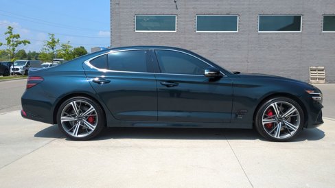 Used 2025 Genesis G70 3.3T Advanced w/ Sport Prestige Package image 8