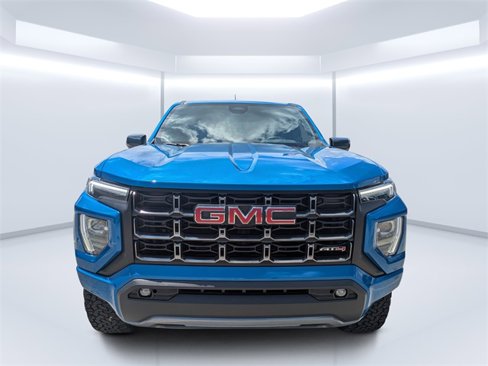 Used 2023 GMC Canyon AT4 image 8