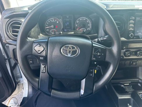 Used 2020 Toyota Tacoma SR5 image 15