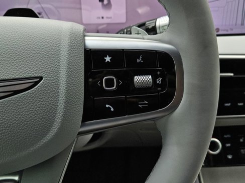 New 2026 Genesis GV70 2.5T Advanced image 31