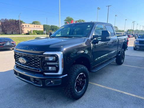 New 2025 Ford F350 XLT w/ Black Appearance Package image 43
