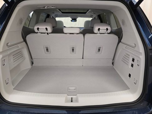 New 2026 Buick Enclave Avenir w/ LPO, Floor Liner Package image 30