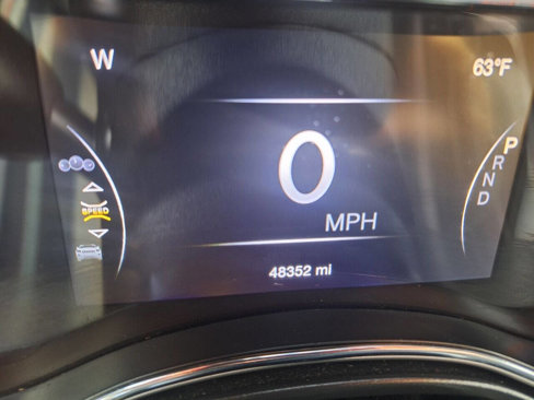 Used 2021 Jeep Grand Cherokee Laredo X image 14