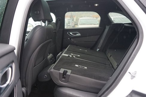 Used 2025 Land Rover Range Rover Velar Dynamic SE image 27