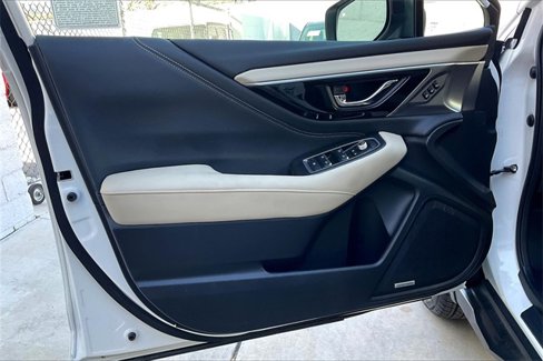 Used 2025 Subaru Outback Limited image 22