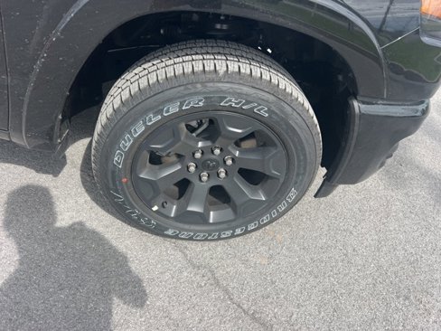 New 2025 RAM 1500 Big Horn image 9