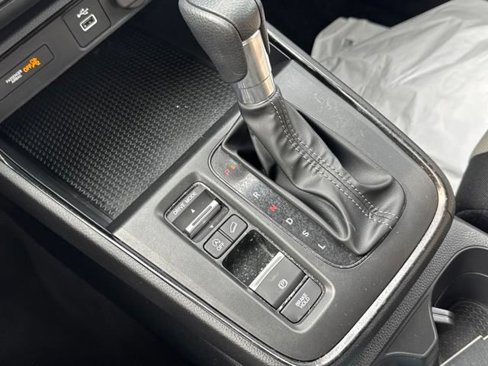 Used 2025 Honda CR-V LX image 12