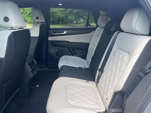 New 2026 Volkswagen Atlas Cross Sport SEL Premium R-Line image 24