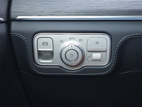 New 2026 Mercedes-Benz GLS 450 4MATIC image 21