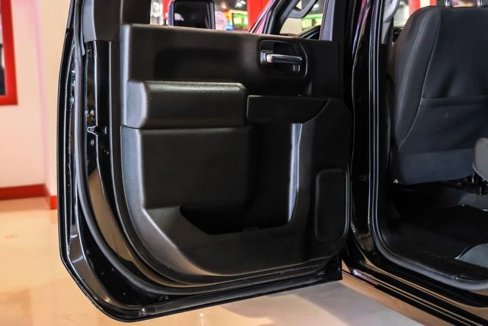 Used 2023 Chevrolet Silverado 3500 LT image 40