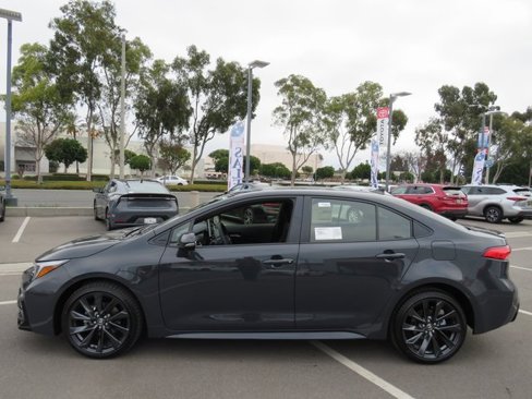 New 2025 Toyota Corolla SE image 7