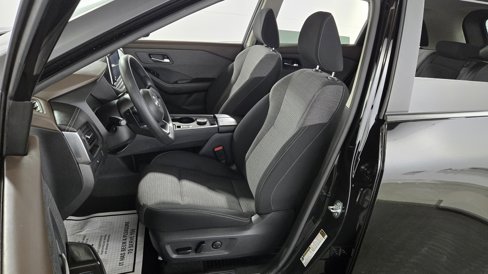 Used 2023 Nissan Rogue SV image 21