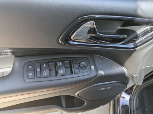 Used 2024 Dodge Durango R/T image 11