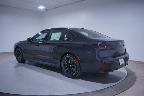 New 2026 BMW 740i w/ Premium Package image 3