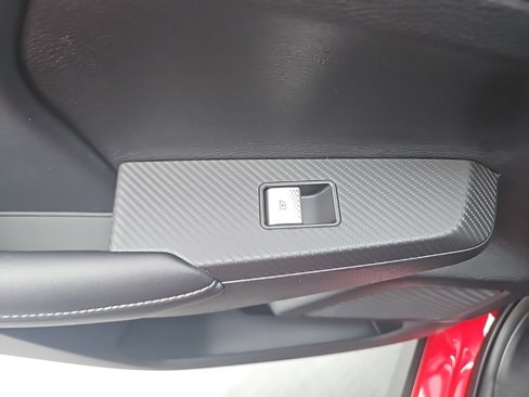 New 2025 Mitsubishi Outlander SE image 29