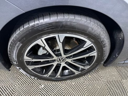 Used 2023 Volkswagen Jetta Sport image 10