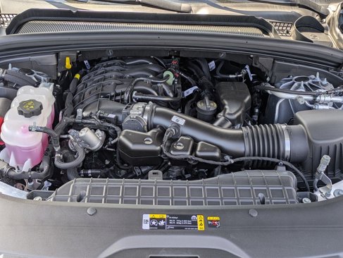 New 2025 Jeep Grand Cherokee L Laredo image 31