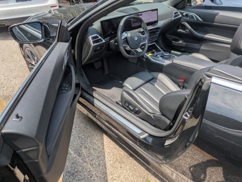Used 2025 BMW 430i xDrive Convertible w/ Premium Package image 9