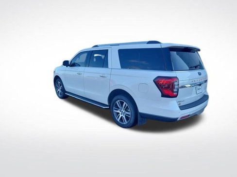 Used 2022 Ford Expedition Max Limited image 3