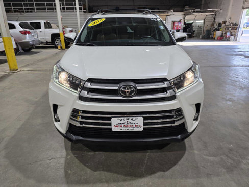 Used 2018 Toyota Highlander AWD V6 image 19