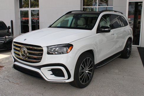 New 2025 Mercedes-Benz GLS 450 4MATIC image 2