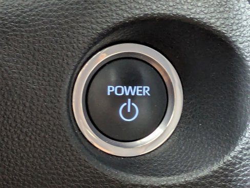Used 2023 Toyota Corolla Cross SE image 26