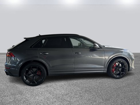 New 2026 Audi RS Q8 performance image 4