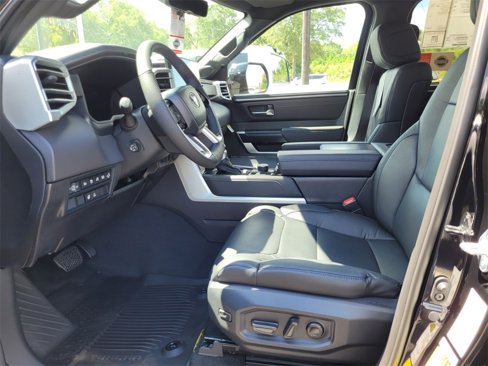 New 2025 Toyota Tundra Platinum image 4