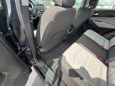 Used 2018 Chevrolet Equinox LS image 15