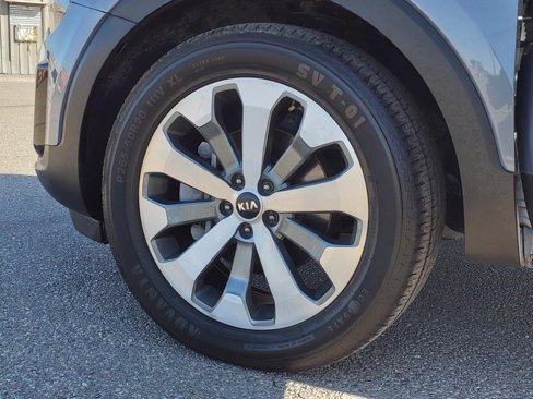 Used 2022 Kia Telluride SX w/ SX Prestige Package image 34
