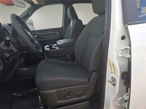 Used 2025 RAM 2500 Big Horn image 4