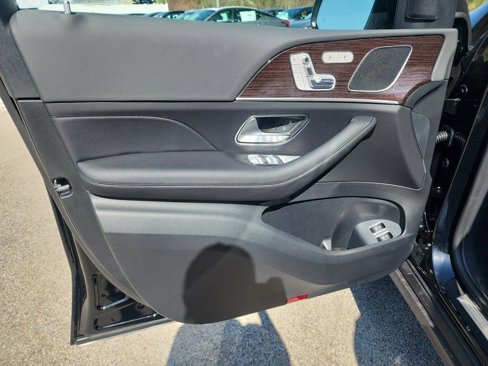 New 2025 Mercedes-Benz GLE 450e 4MATIC image 10