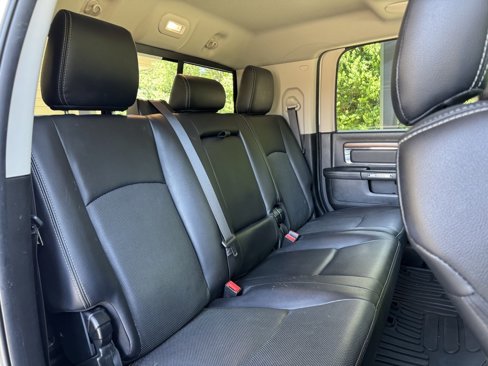 Used 2018 RAM 2500 Laramie w/ Sport Appearance Group image 17