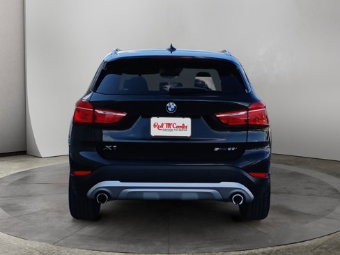 Used 2021 BMW X1 sDrive28i image 4