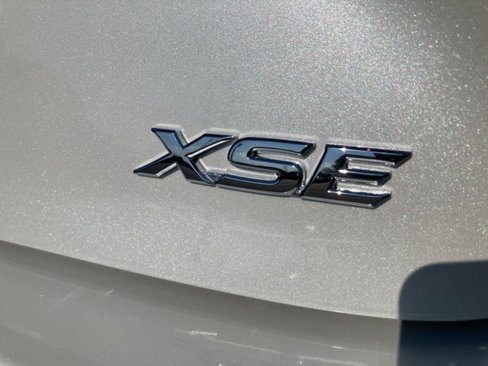 New 2026 Toyota Camry XLE image 8