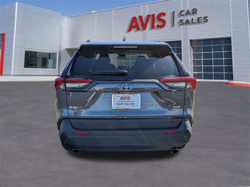 Used 2024 Toyota RAV4 XLE image 4