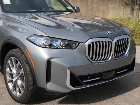 New 2026 BMW X5 xDrive40i image 3