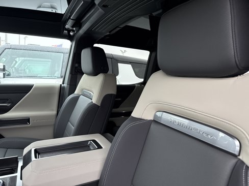 New 2026 GMC Hummer EV SUV image 9