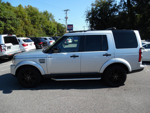 Used 2015 Land Rover LR4 HSE image 2