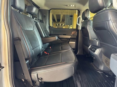 Used 2022 Ford F150 Lariat image 25