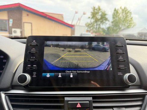Used 2022 Honda Accord Sport image 38