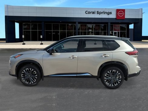 New 2026 Nissan Rogue Platinum image 2