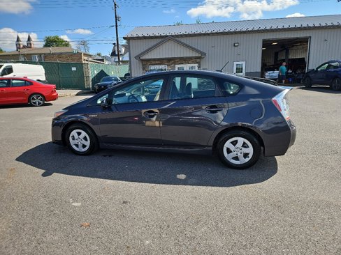 Used 2011 Toyota Prius Five image 6