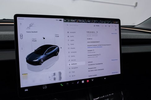 Used 2025 Tesla Model 3 Long Range image 24