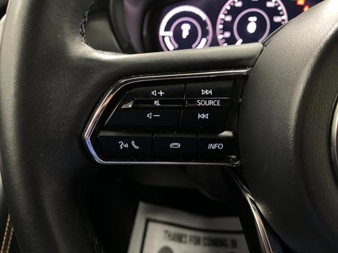 Used 2025 MAZDA CX-70 Plug-In Hybrid w/ Premium Plus image 16