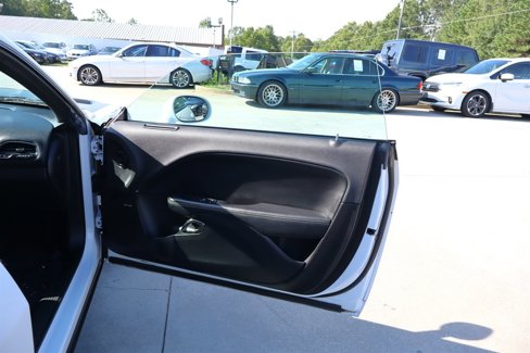 Used 2016 Dodge Challenger SRT Hellcat image 37