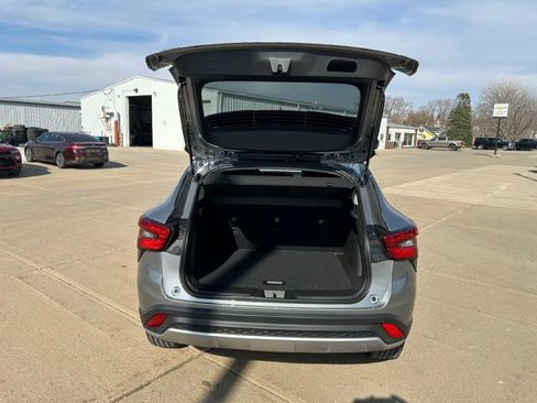 New 2025 Chevrolet Trax LT w/ Driver Confidence Package image 4