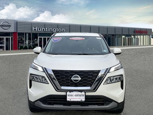 Certified 2023 Nissan Rogue SV image 2