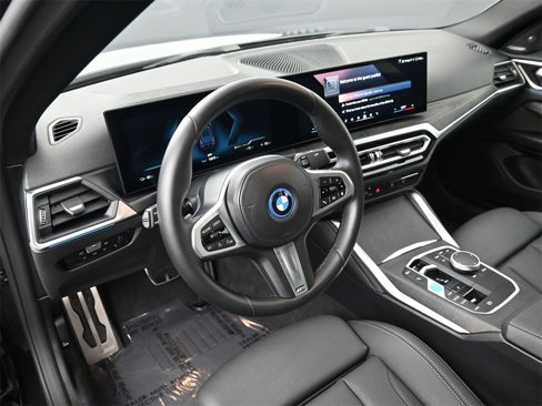 Certified 2024 BMW i4 eDrive35 w/ M Sport Package image 7