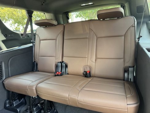 New 2026 Chevrolet Suburban High Country image 24